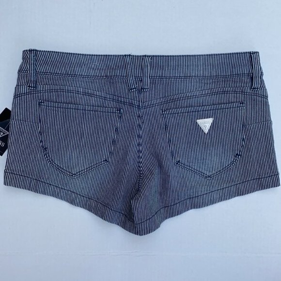 New GUESS Women's Denim Shorts SZ 27 - Picture 2 of 5